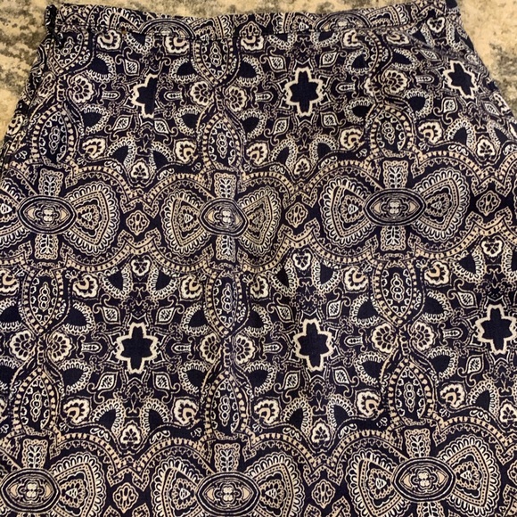 Hollister skirt - Picture 2 of 2